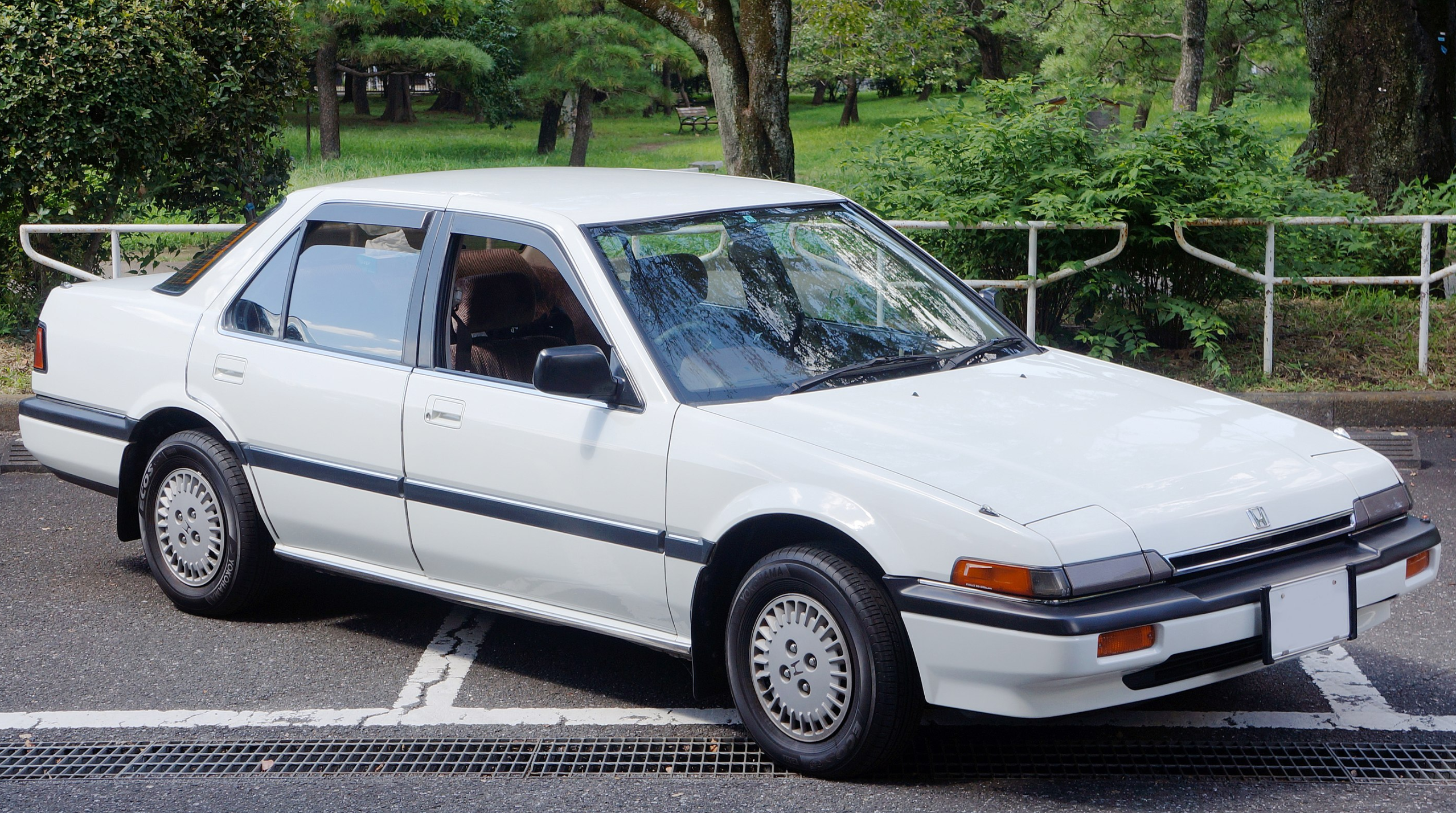 雅阁第一代到第十代 你喜欢哪一款?