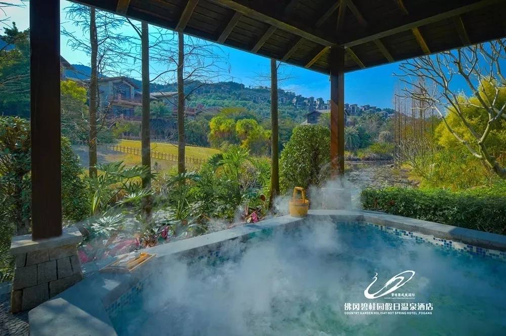 佛冈碧桂园温泉假日酒店_碧桂园金沙滩温泉酒店游泳池 - 密云旅游