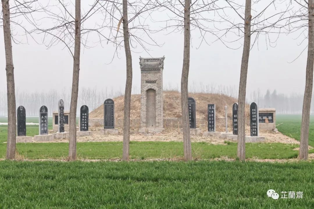 全部是新碑省级的文保牌阮籍墓为今日计划所访最后一站,本想让司机将