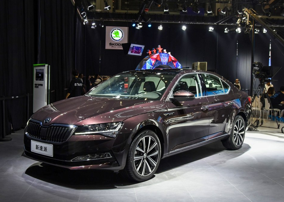 雅阁吃惊,全新速派改款亮相,配置全面升级还是颜王,德系逆袭了