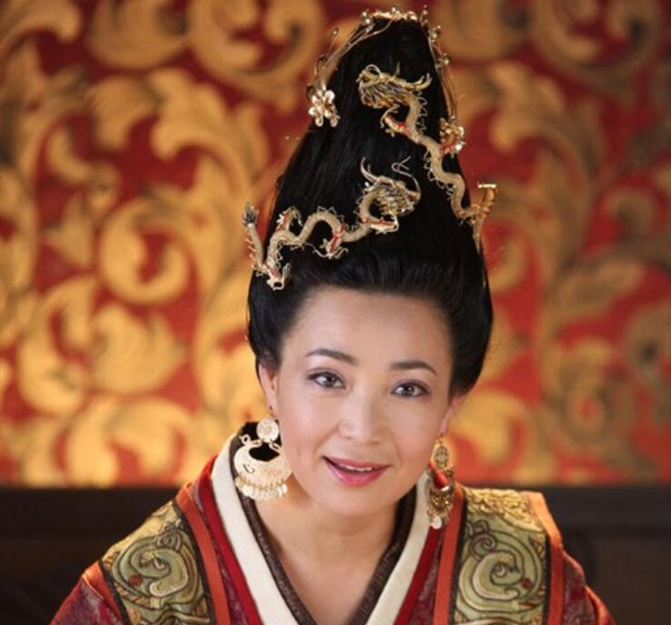 不过也有的人会说,像吕太后这种人基本上和慈禧就是