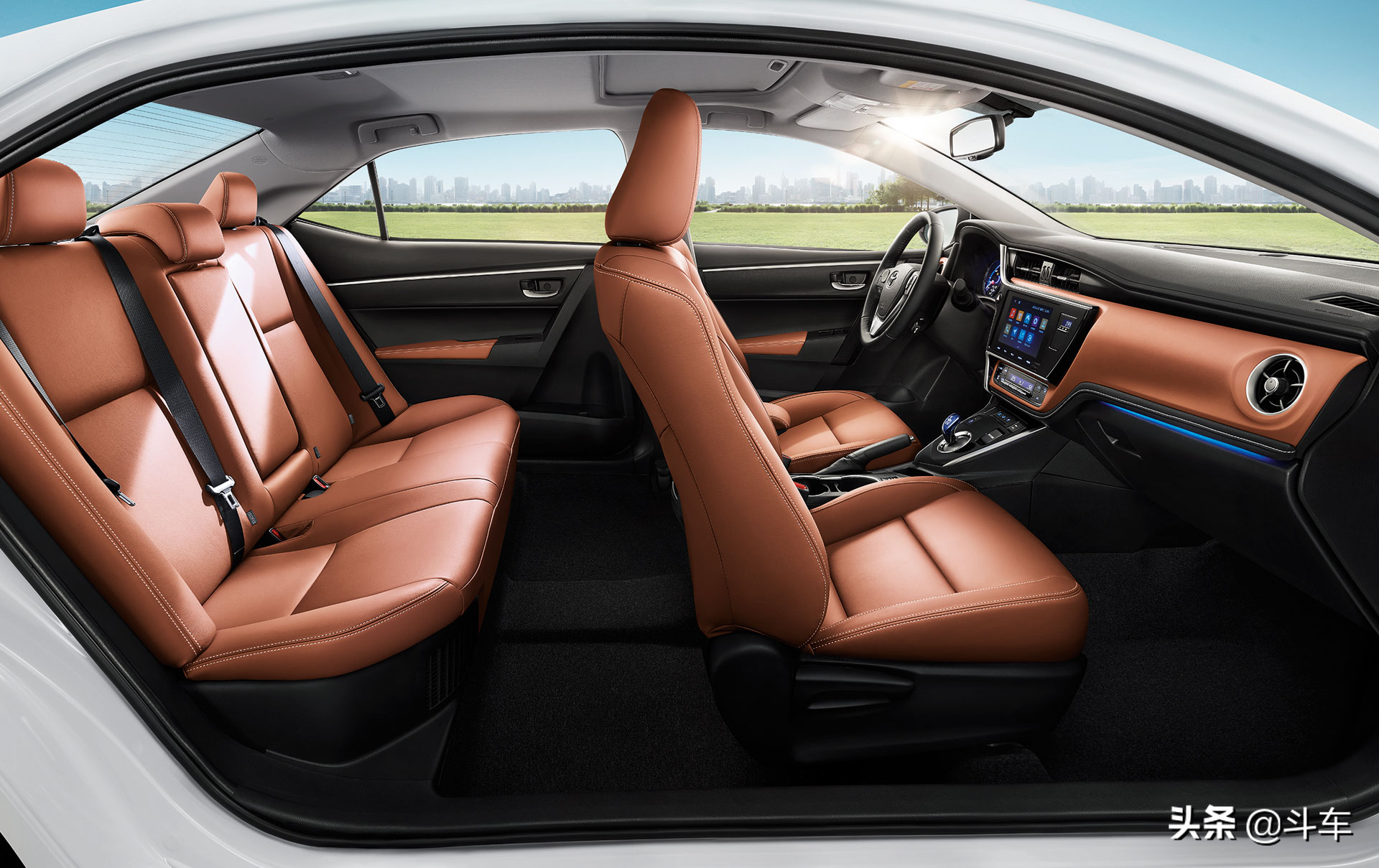 作为丰田首款插电混动,卡罗拉e 能卖的好?