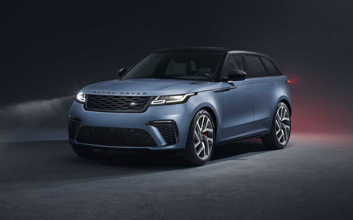 新款路虎揽胜星脉svr动态版,5.0t 542马力,国外起价约75万元