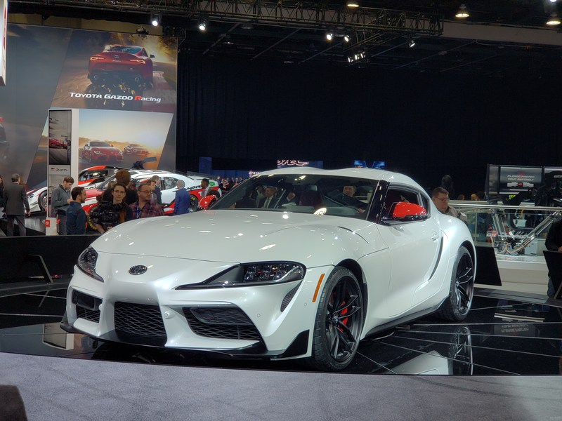 丰田全新supra首台跑车 1425.65万元成交