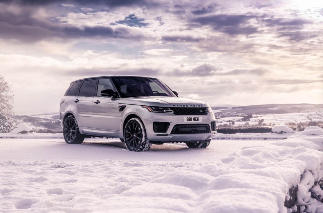 新款揽胜运动版hst,路虎首款轻混车型要来了!