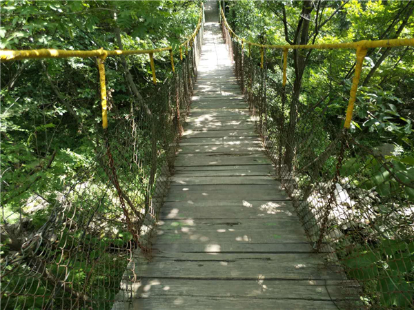 河南鲁山县:秘洞景区只收费不维护 给红色景点蒙了羞