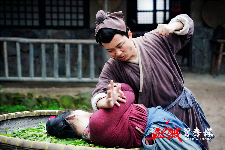 血溅鸳鸯楼情节水浒传之血溅鸳鸯楼电影