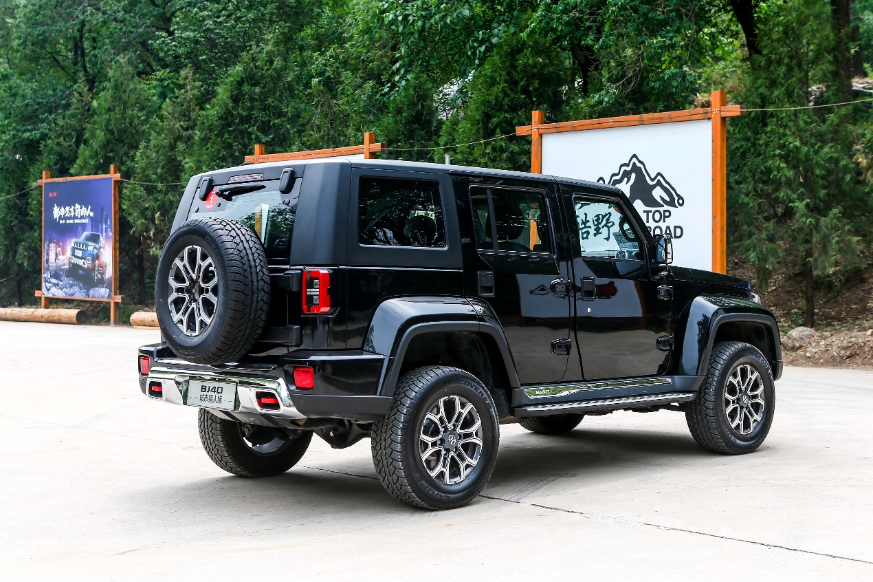 越野车开始玩舒适性了?试驾北京越野bj40城市猎人版