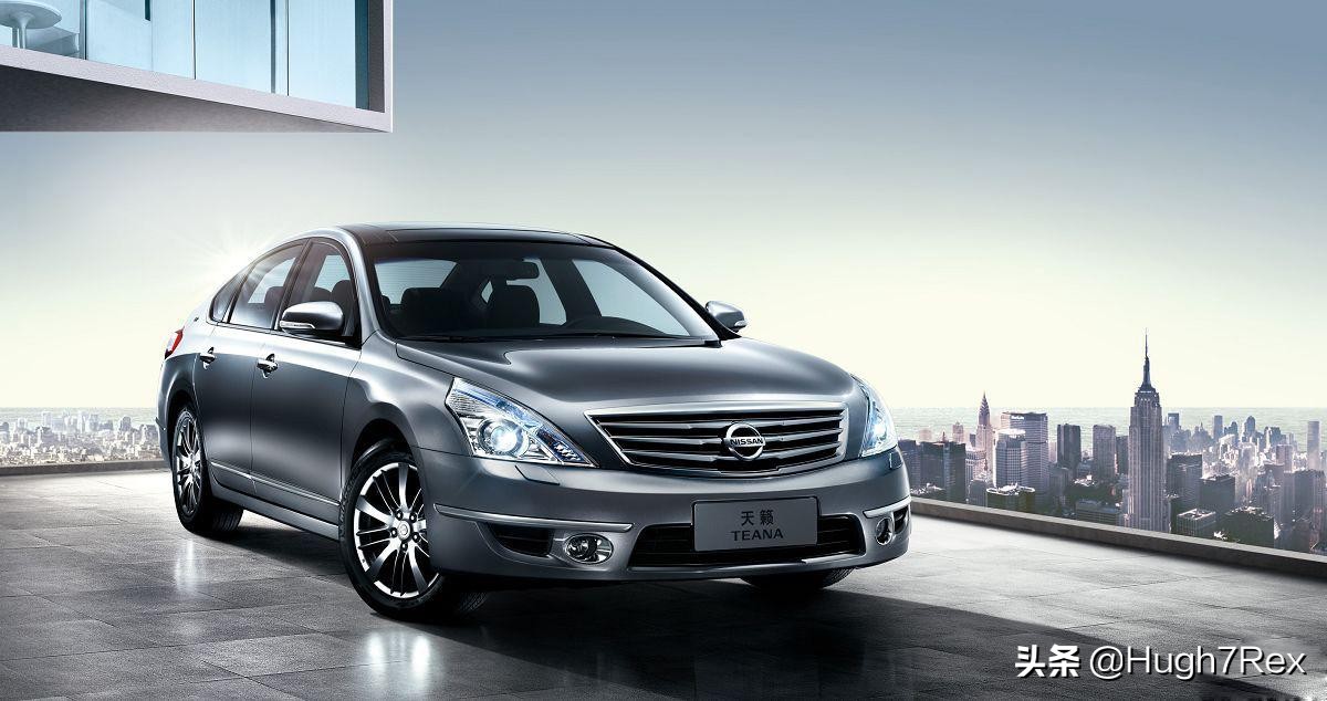 评日产天籁altima