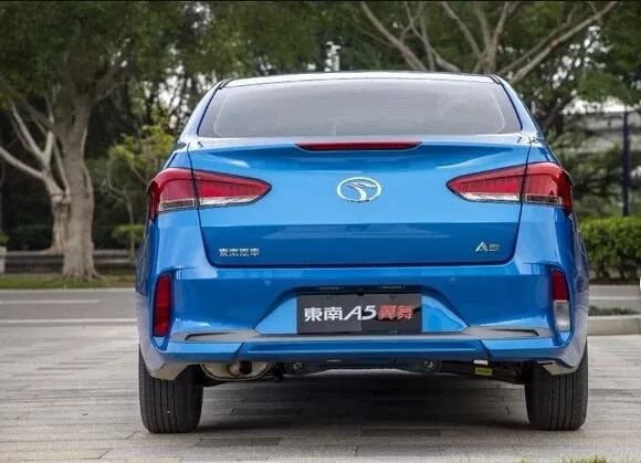 东南a5翼舞自动挡报价及图片_东南a5翼舞改装效果 - 阜阳汽车网