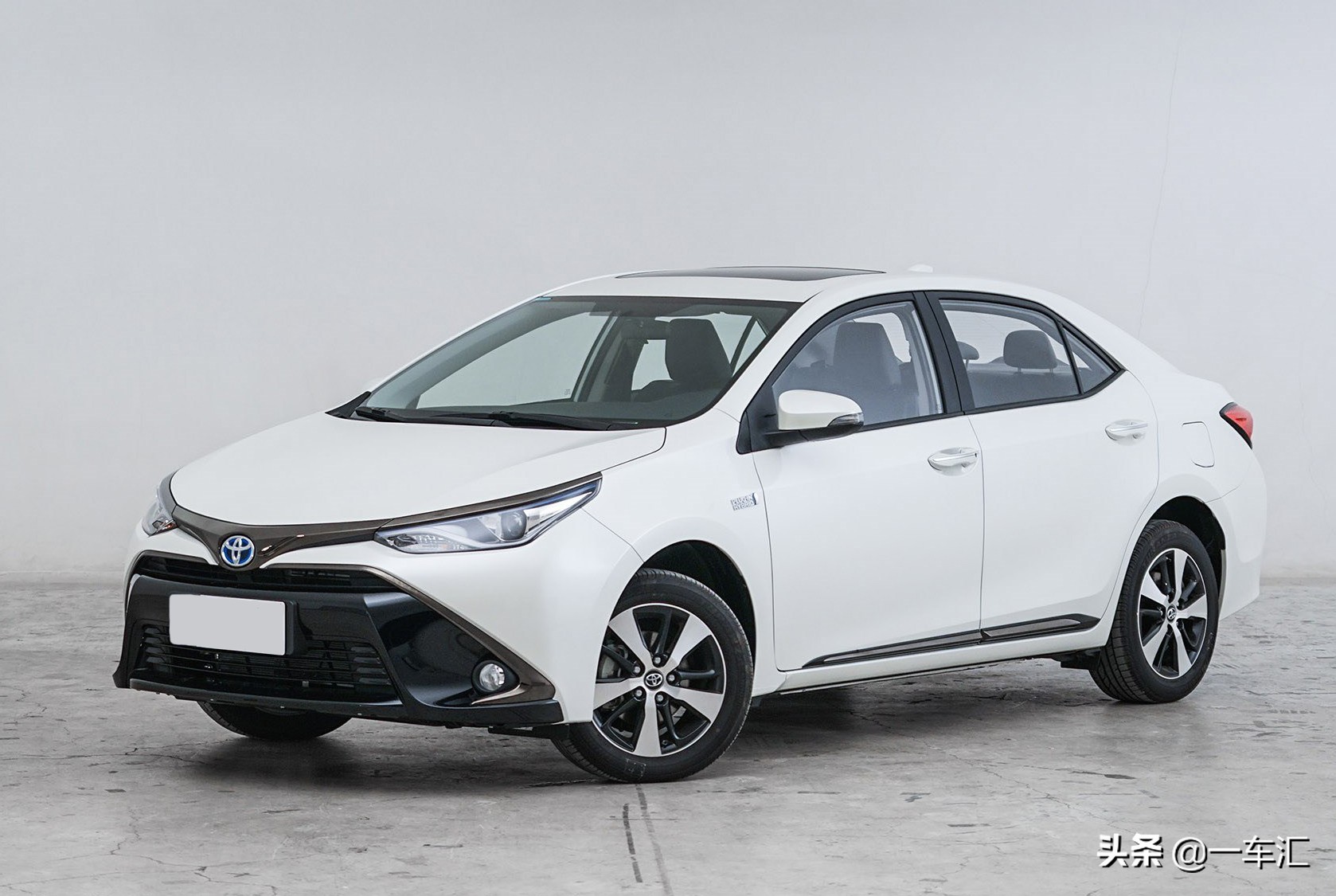 广汽丰田雷凌双擎混动雷凌双擎是插电式混动吗