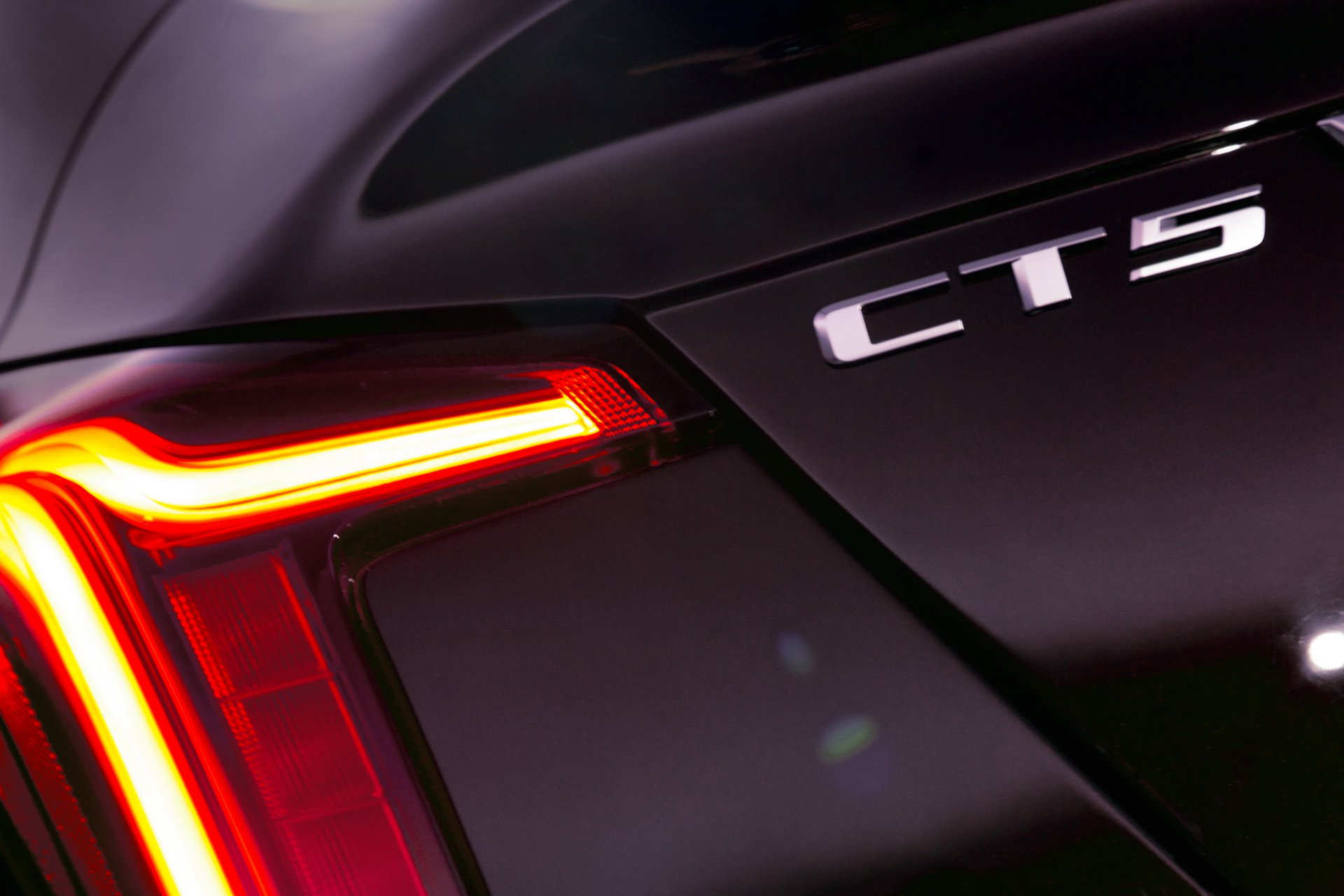 凯迪拉克 ct5 中大型房车正式亮相,ats/cts整合版