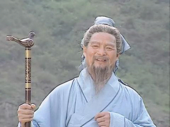 诸葛亮头戴纶巾羽扇羽扇纶巾指的是周瑜还是诸葛亮