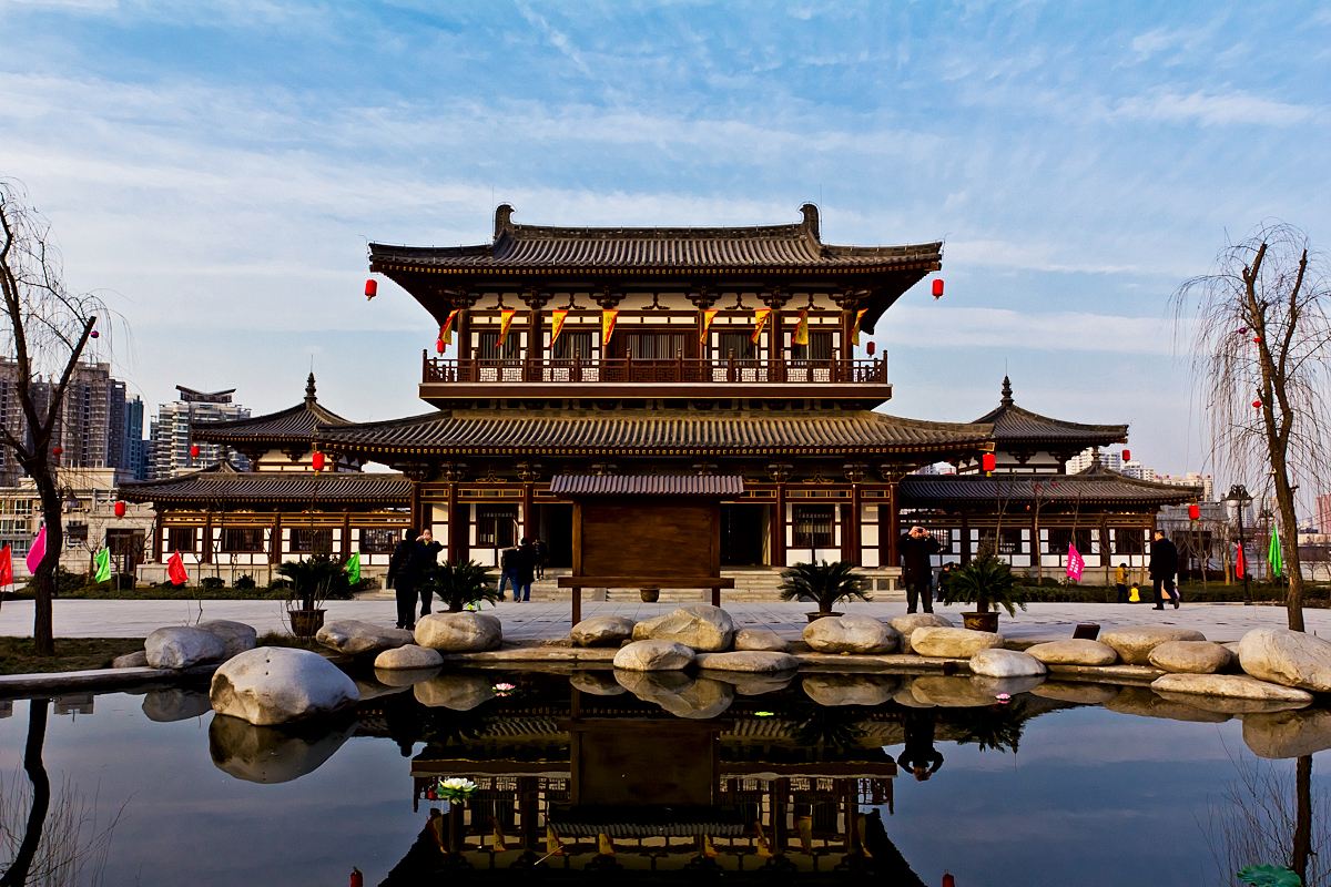 大美西安,地势高峻,风景幽雅,这里是最美的青龙寺