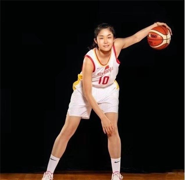 八一女篮王凡简介_八一男篮落幕 - 成语词句网