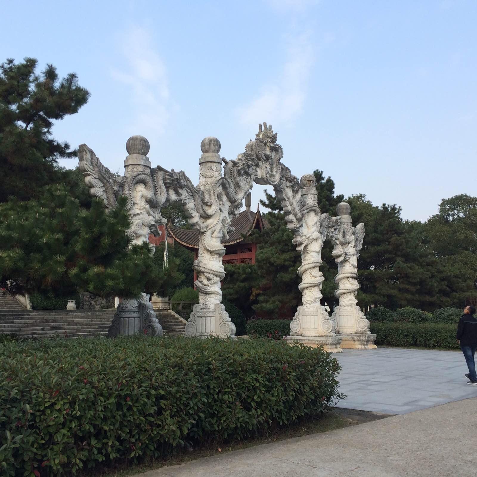 刘禹锡的望洞庭诗意望洞庭的诗意