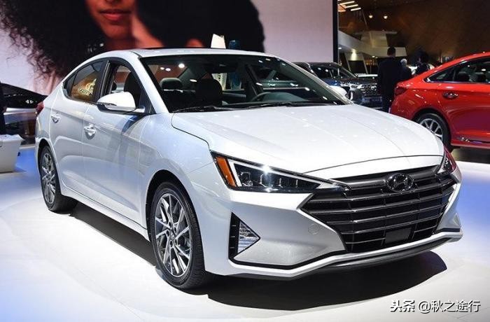 现代新款伊兰特 外观时尚 动力十足