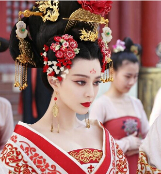 版武则天扮演者哪部武则天好