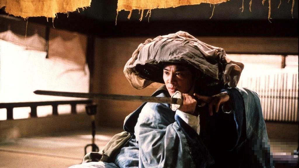 令狐冲功力大增的原因,除了风清扬的教导,还有岳灵珊的大功劳