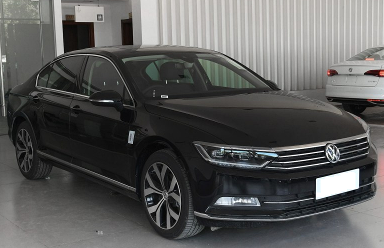 2019款大众迈腾,仅售14.81万,大众迈腾车型全款分期价格分解图