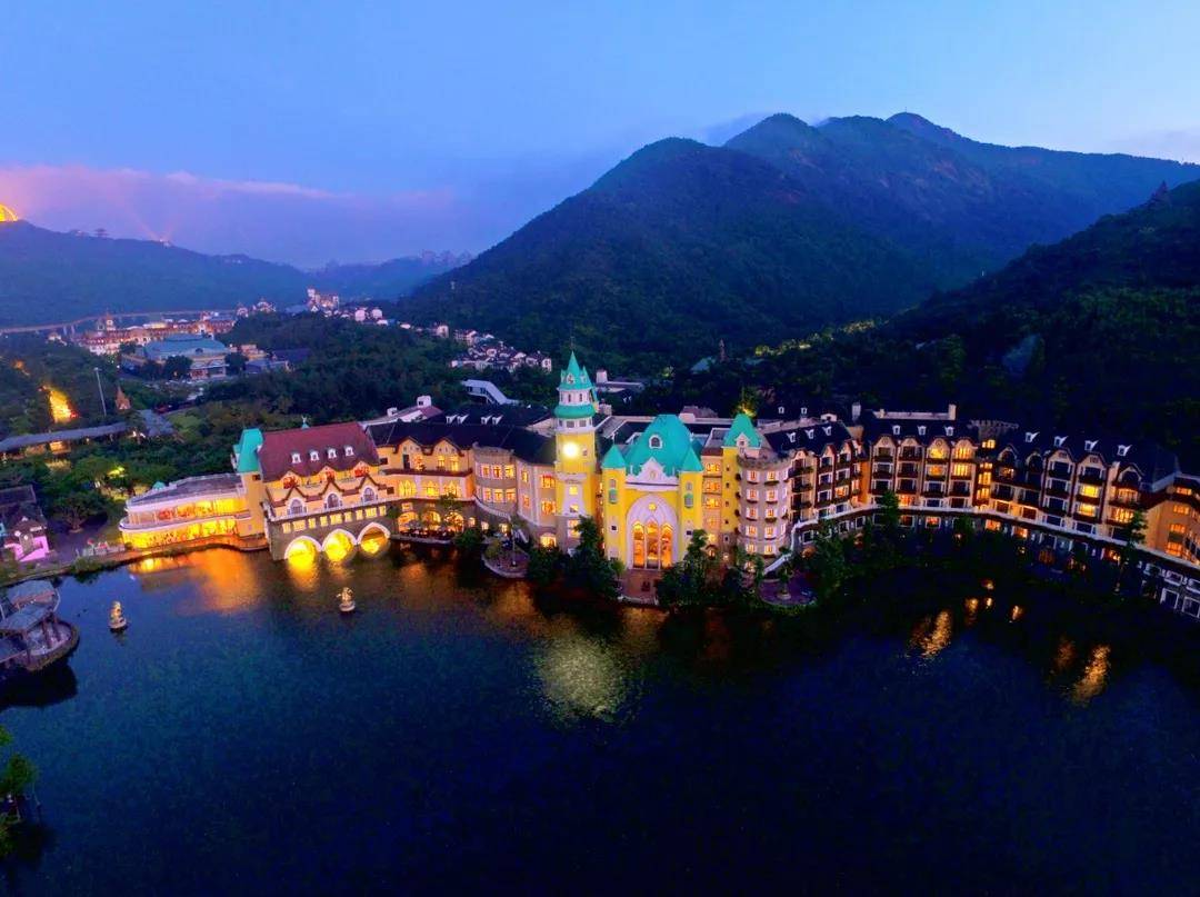 深圳茵特拉根酒店抢购1188元4人别墅复式套房 私密泳池 汗蒸 温泉