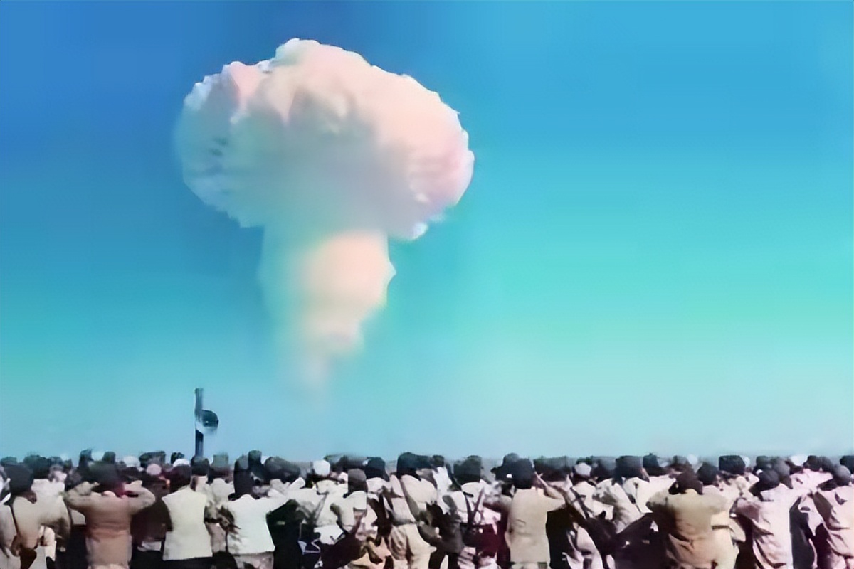 核弹对决：原子弹 氢弹 三相弹 中子弹谁更强？最后一个才是王者 - 知乎