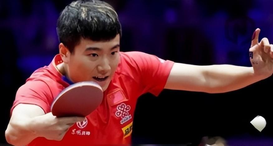Liu Guoliang looked depressed, and Li Falcon scratched his head. It was ...