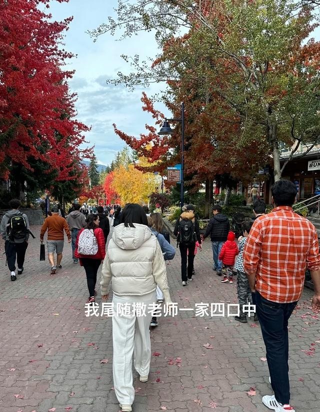 Sam Beining Rear Sa Beining and his family were spotted shopping abroad, and the family ...