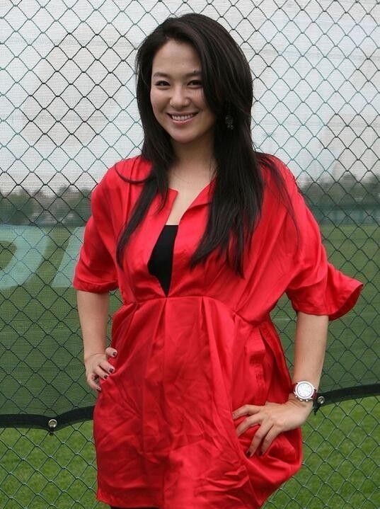 Li Baotian was once obsessed with her, and Zhang Guoli couldn't hide ...