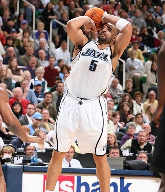 On par with Curry and Kobe? Cameron Boozer, the second-generation star ...