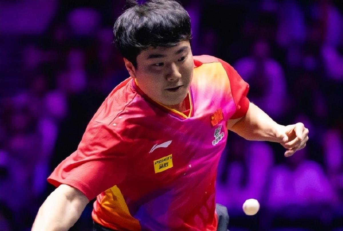 Liu Guoliang looked depressed, and Li Falcon scratched his head. It was ...