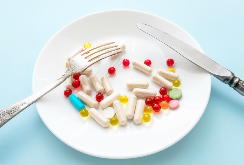 Orlistat The Pros and Cons of Celebrity Diet Pills iMedia