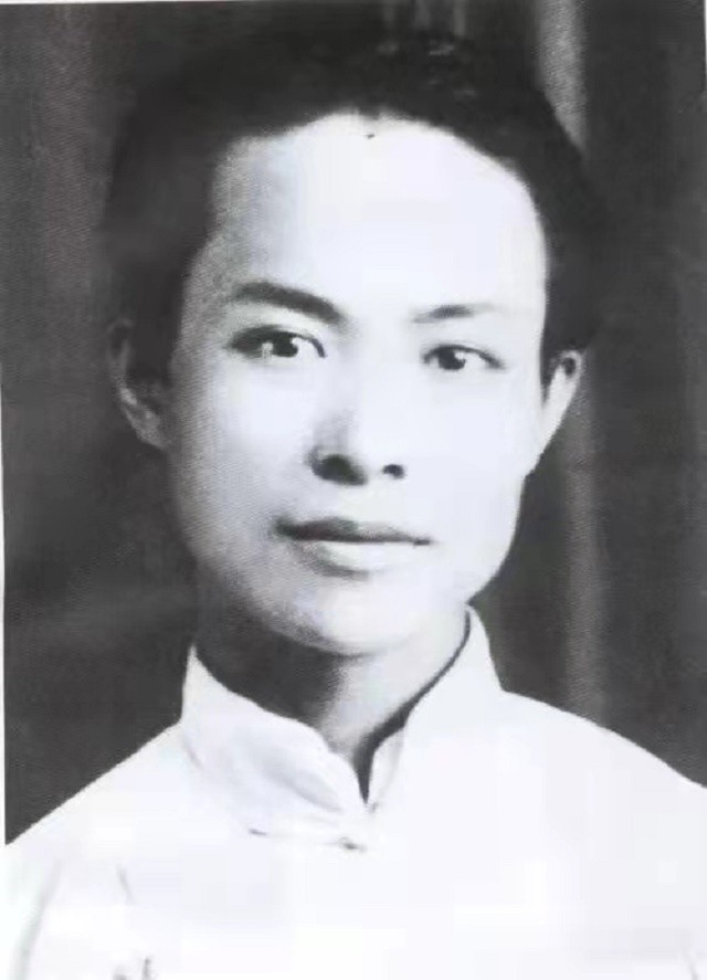 張兆和:被老師瘋狂示愛,她無奈拿情書找校長,校長卻反撮合兩人 - 頭條匯