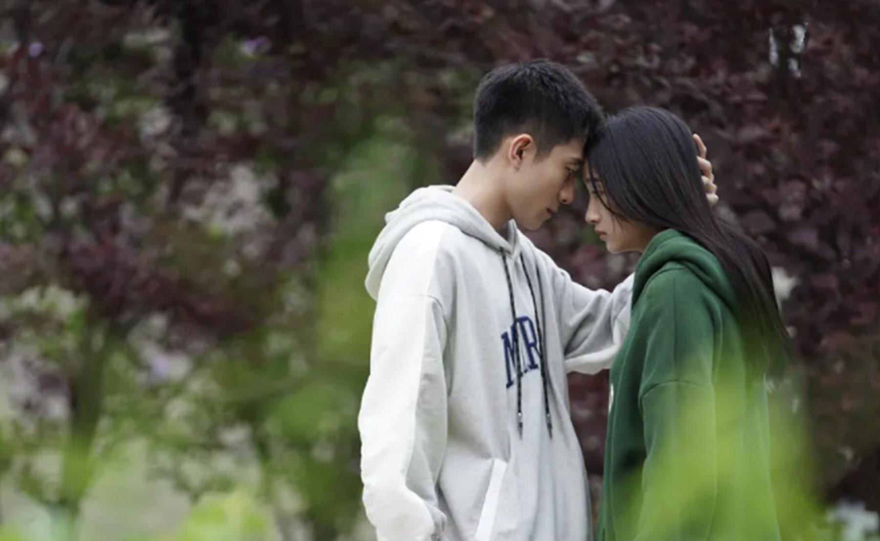 Can the combination of Zhang Yishan and Guan Xiaotong create a youthful ...